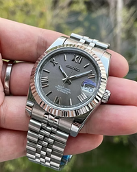 Seikojust – Grey Roman