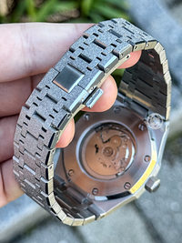 Seikoak – ICED OUT ARABIC WHITE