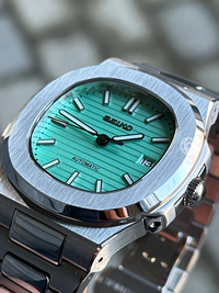 NAUTILUS –  TIFFANY BLUE